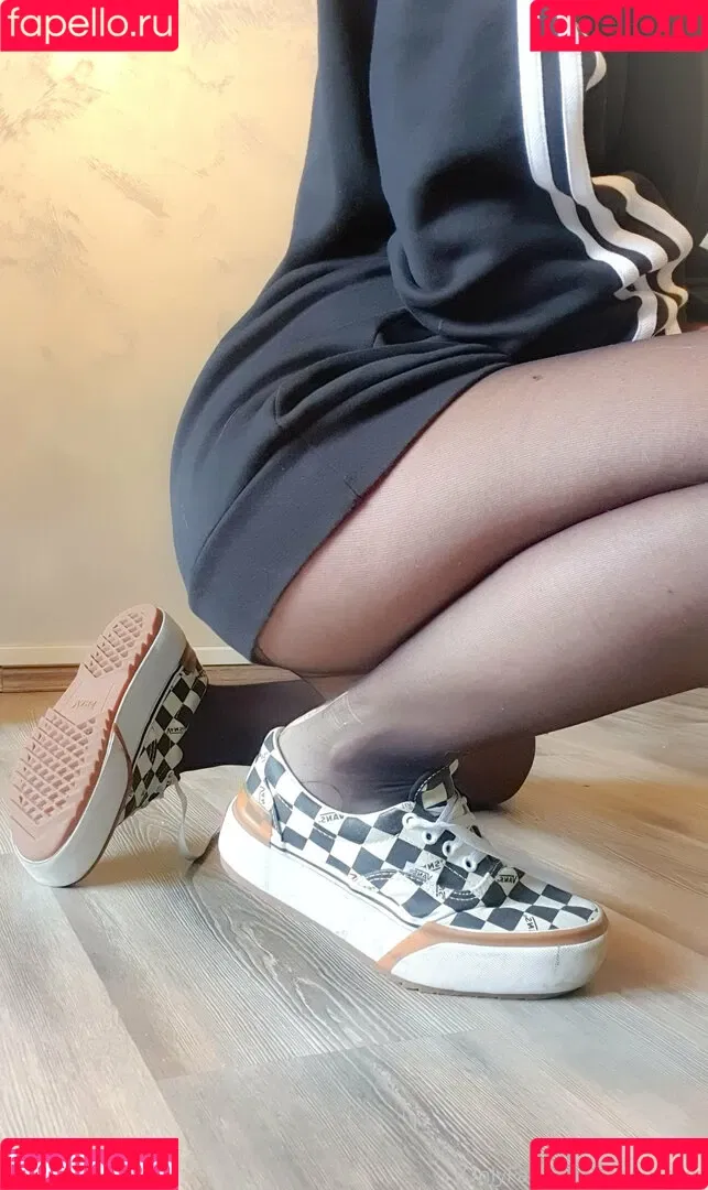 sofiastoes Onlyfans Photo Gallery 