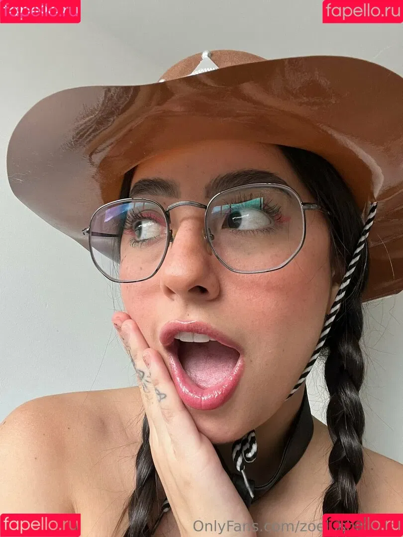 zoelushmodel Onlyfans Photo Gallery 