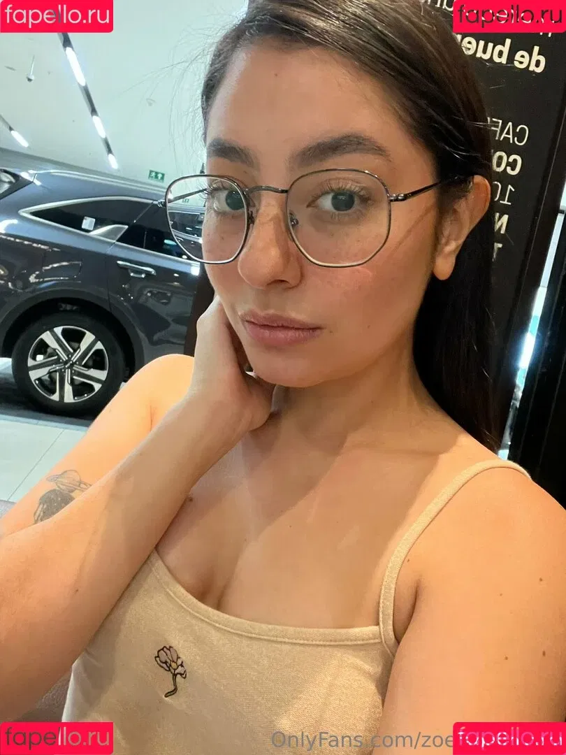 zoelushmodel Onlyfans Photo Gallery 