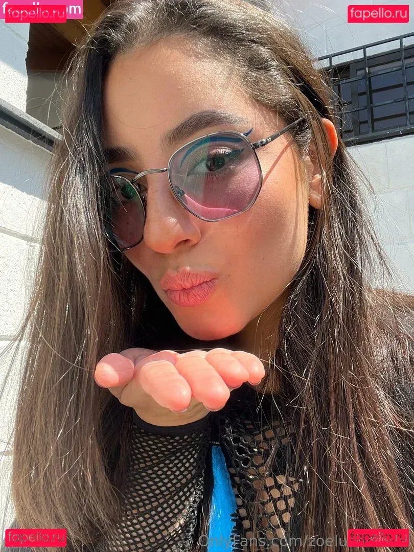 zoelushmodel Onlyfans Photo Gallery 