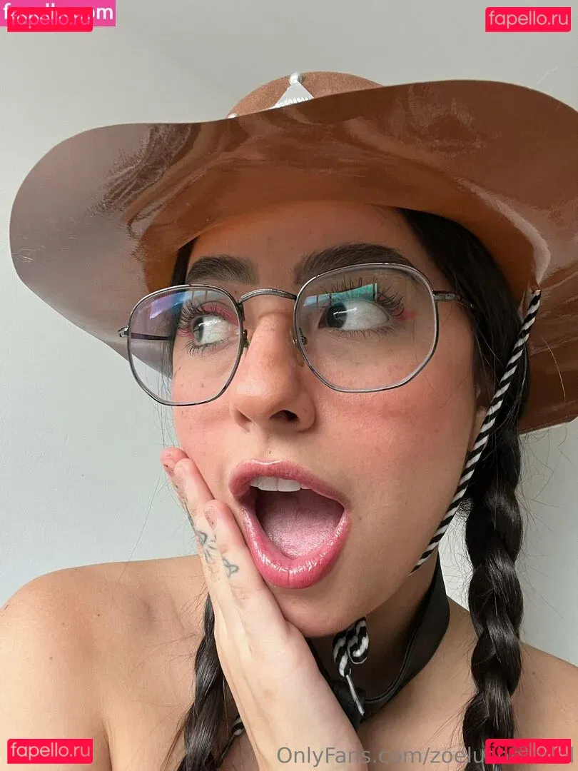 zoelushmodel Onlyfans Photo Gallery 