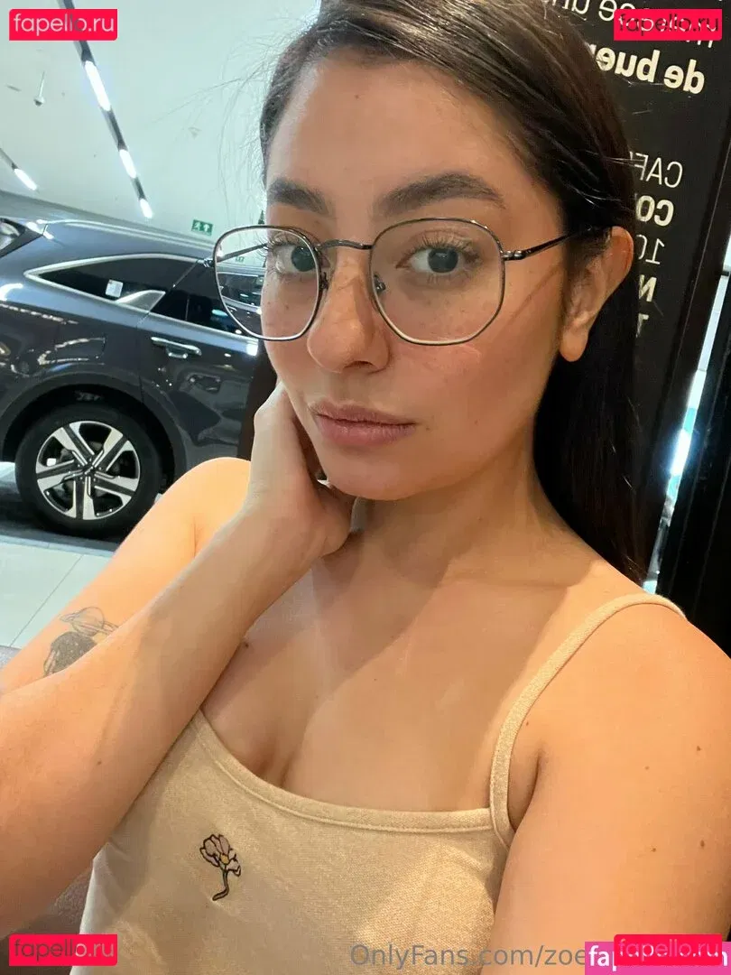 zoelushmodel Onlyfans Photo Gallery 