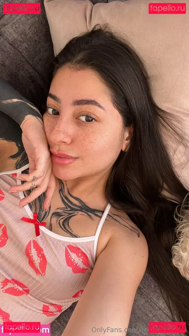 zoelushmodel Onlyfans Photo Gallery 