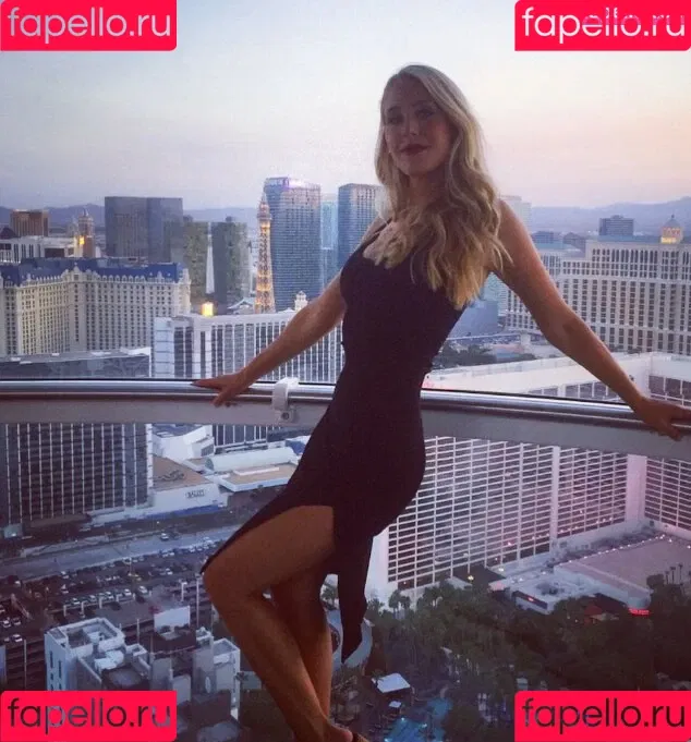 Lisa Gilroy Onlyfans Photo Gallery 