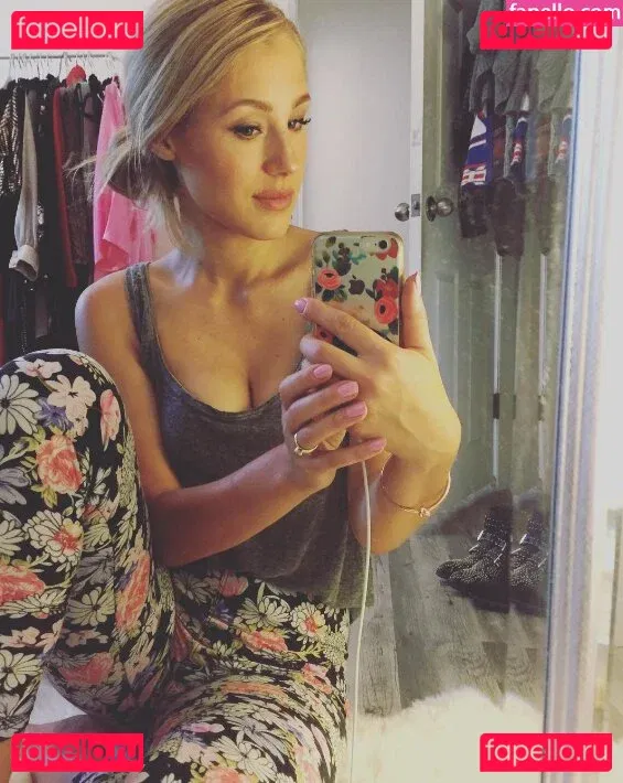 Lisa Gilroy Onlyfans Photo Gallery 