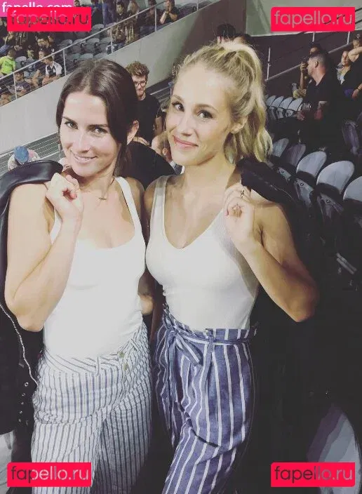 Lisa Gilroy Onlyfans Photo Gallery 