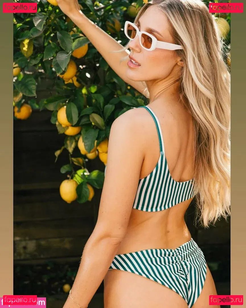 Lisa Gilroy Onlyfans Photo Gallery 