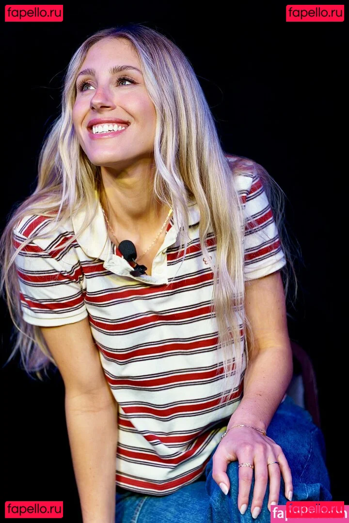 Lisa Gilroy Onlyfans Photo Gallery 