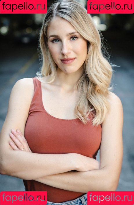 Lisa Gilroy Onlyfans Photo Gallery 