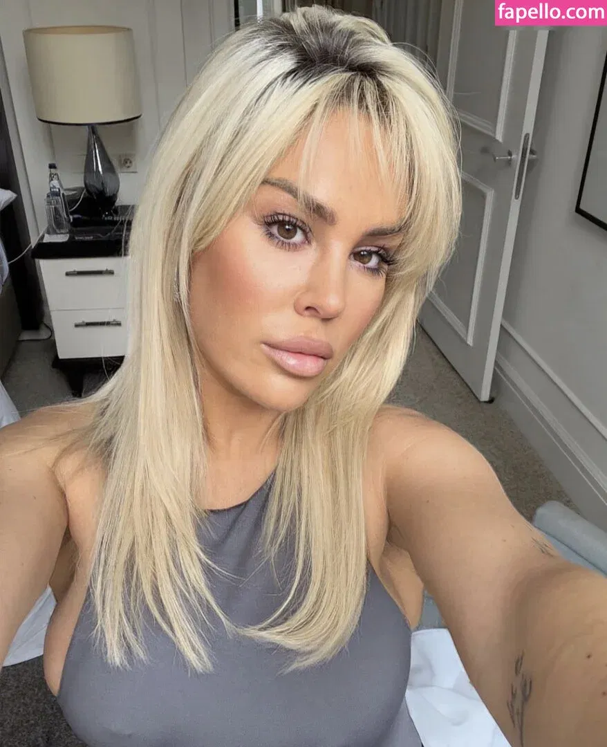 Samantha Abdul Onlyfans Photo Gallery 