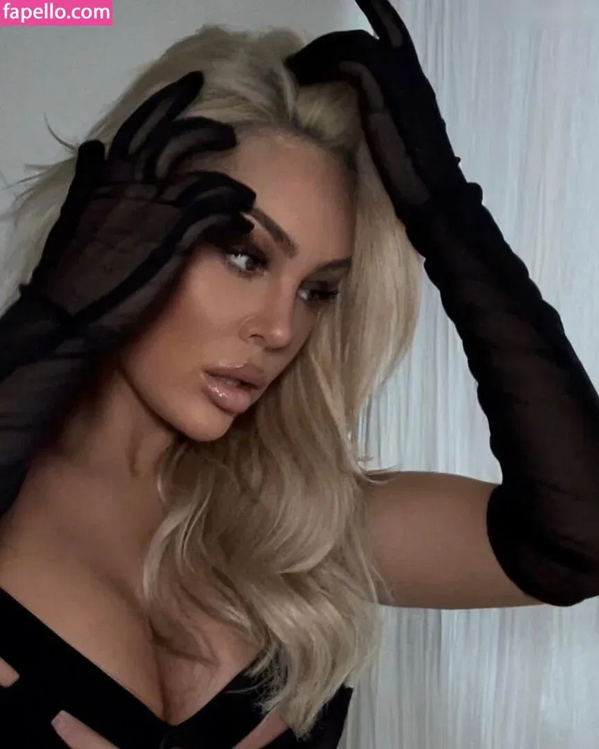 Samantha Abdul Onlyfans Photo Gallery 