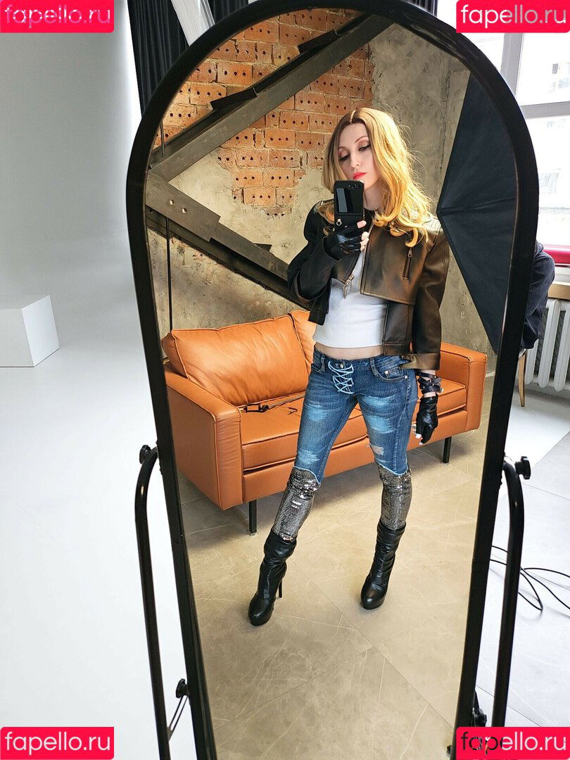 Mechanical Vampire Onlyfans Photo Gallery 