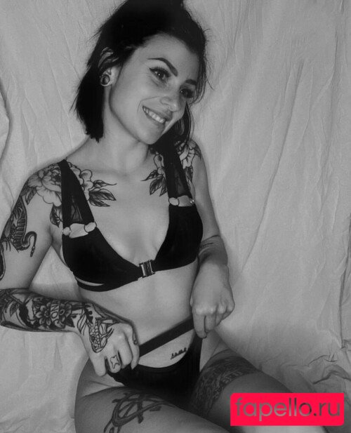 Lizyrubinspicy Onlyfans Photo Gallery 