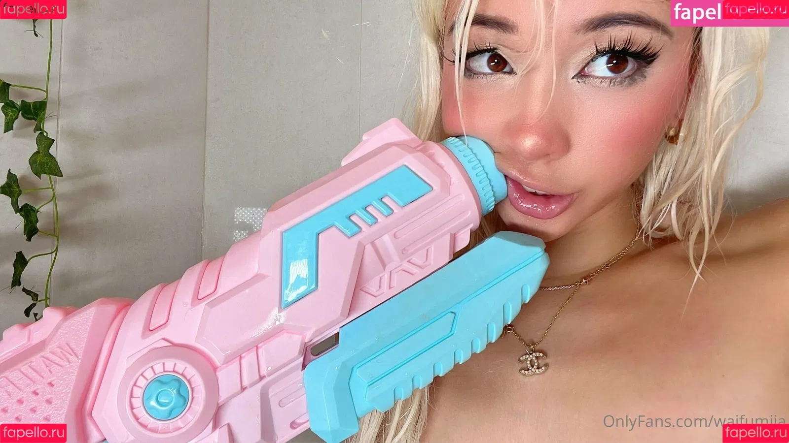 WaifuMiia Onlyfans Photo Gallery 