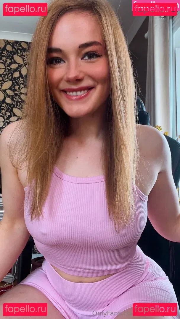 Nouschka Onlyfans Photo Gallery 