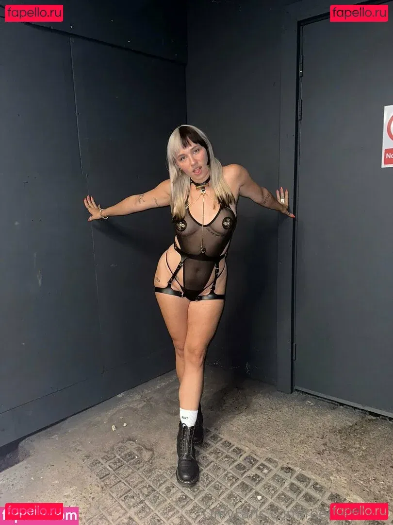 reedamberx Onlyfans Photo Gallery 