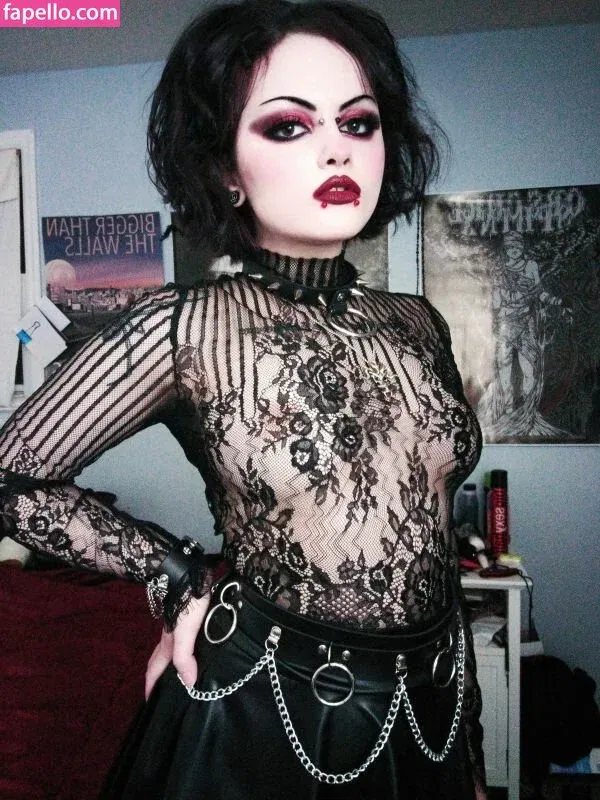 Girlbossnian Onlyfans Photo Gallery 