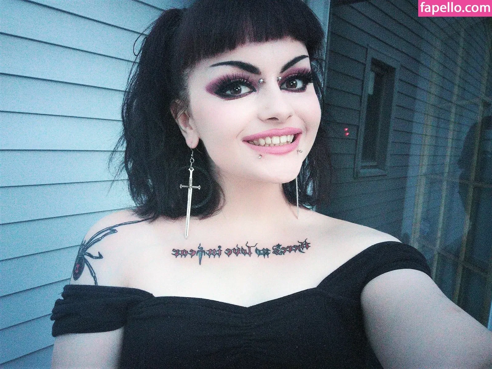 Girlbossnian Onlyfans Photo Gallery 