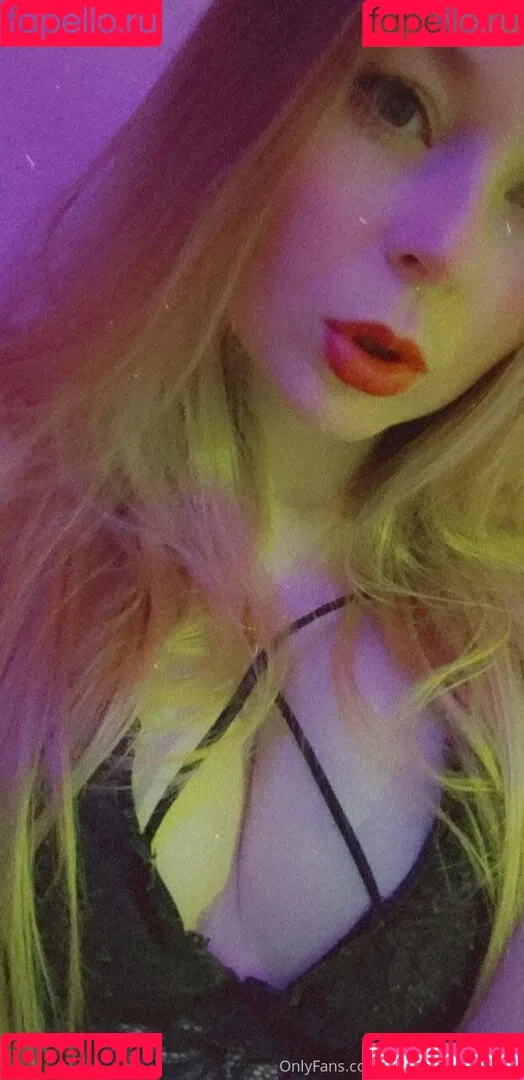 a_tendergirl_vialeti Onlyfans Photo Gallery 