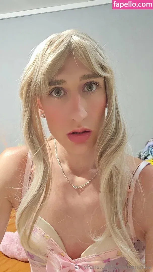 vivianxnaiviv Onlyfans Photo Gallery 