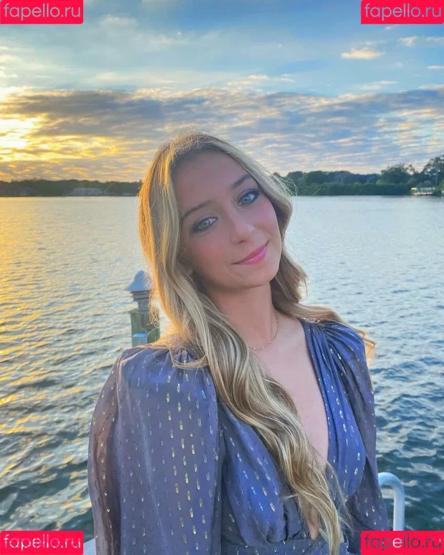 Alexa Goldberg Onlyfans Photo Gallery 