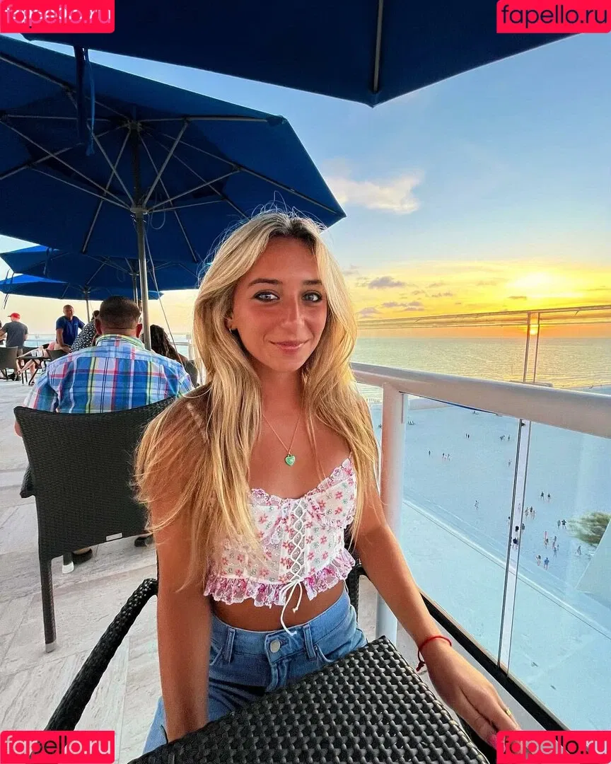 Alexa Goldberg Onlyfans Photo Gallery 