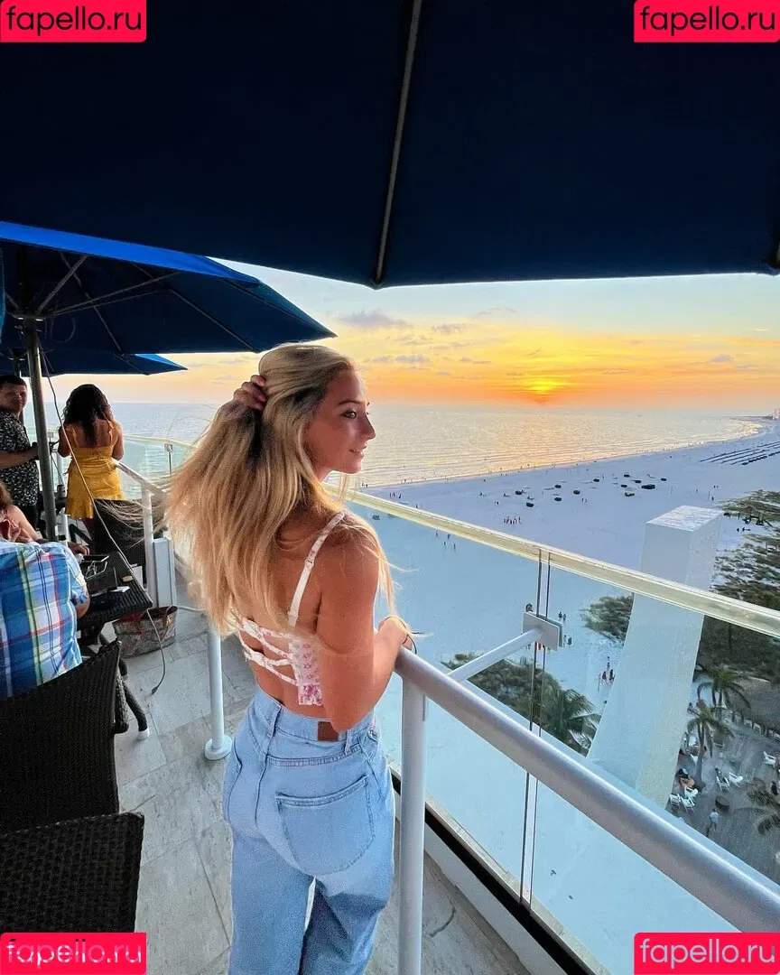 Alexa Goldberg Onlyfans Photo Gallery 