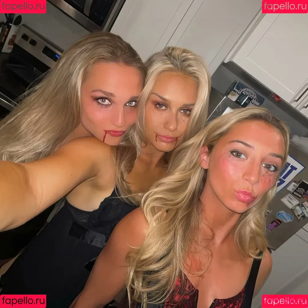 Alexa Goldberg Onlyfans Photo Gallery 