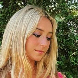 Alexa Goldberg Onlyfans Photo Gallery 