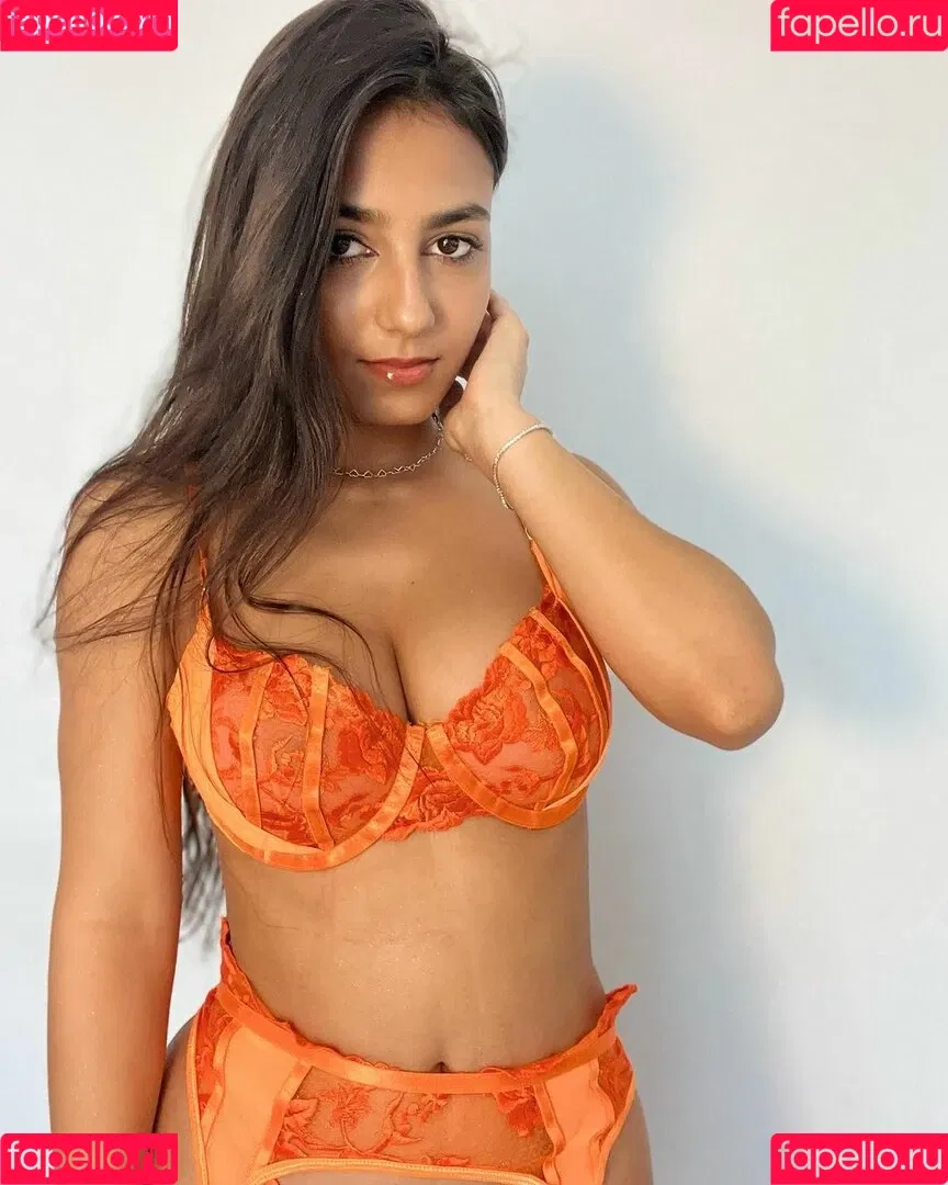 vanessa2004 Onlyfans Photo Gallery 