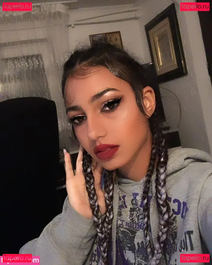 vanessa2004 Onlyfans Photo Gallery 