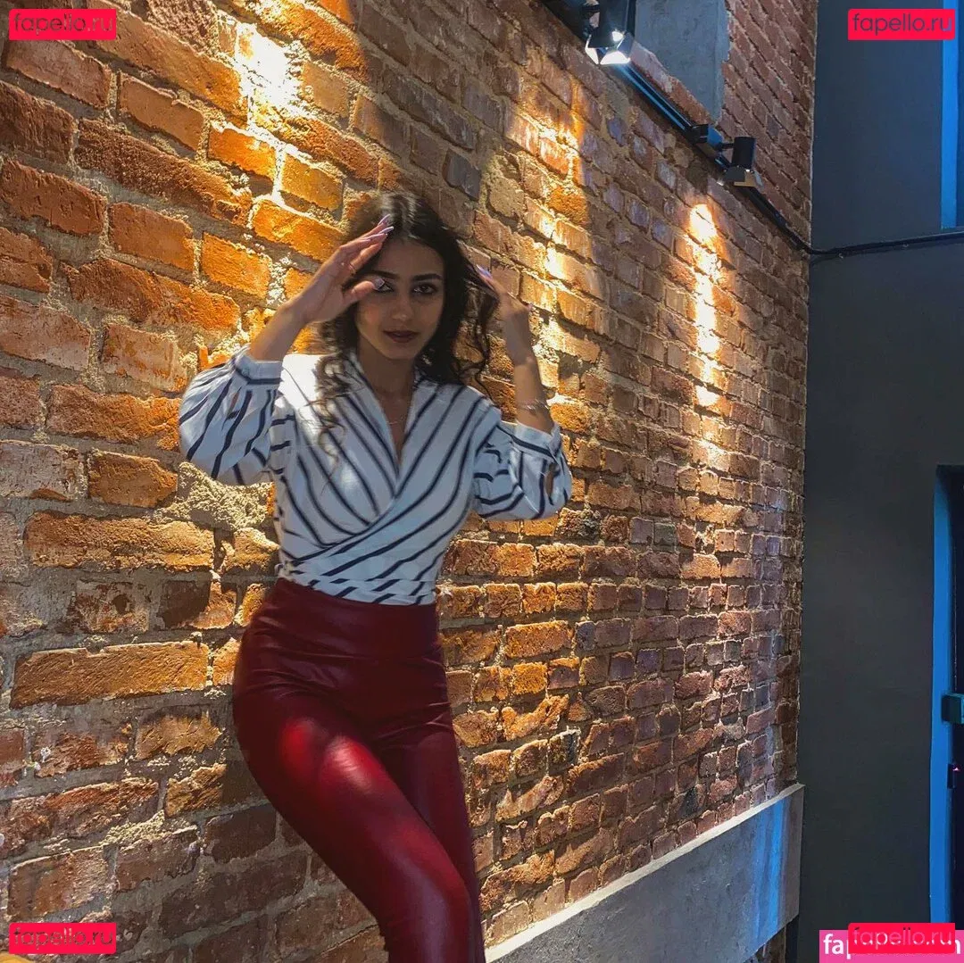 vanessa2004 Onlyfans Photo Gallery 