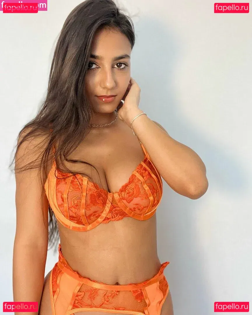 vanessa2004 Onlyfans Photo Gallery 