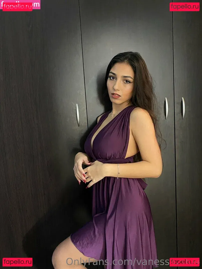 vanessa2004 Onlyfans Photo Gallery 