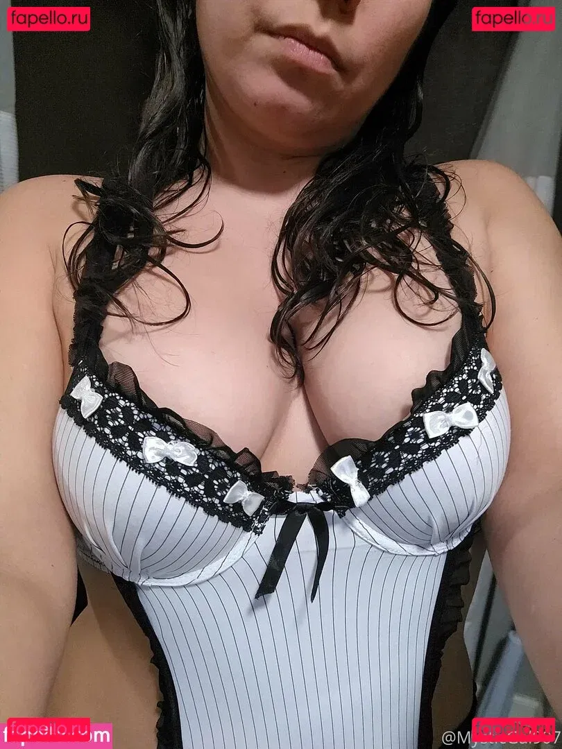 flowerpower87 Onlyfans Photo Gallery 