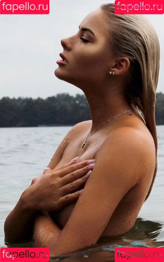 Mary.Bella Onlyfans Photo Gallery 