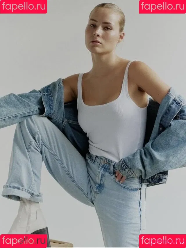 Mary.Bella Onlyfans Photo Gallery 