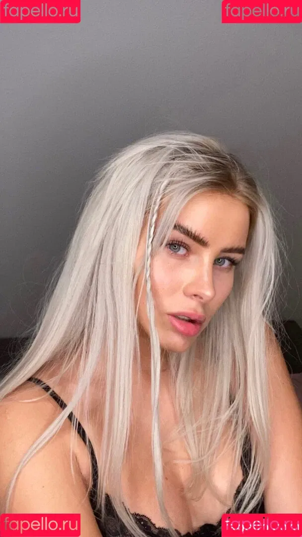Mary.Bella Onlyfans Photo Gallery 