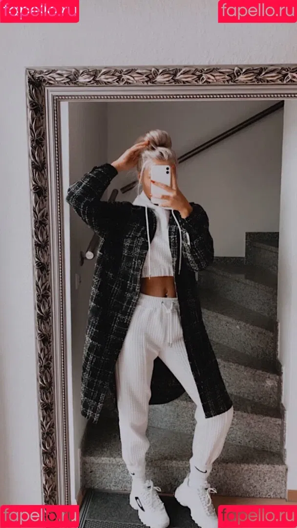 Mary.Bella Onlyfans Photo Gallery 
