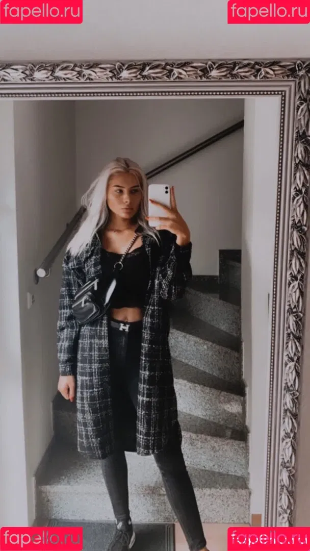 Mary.Bella Onlyfans Photo Gallery 