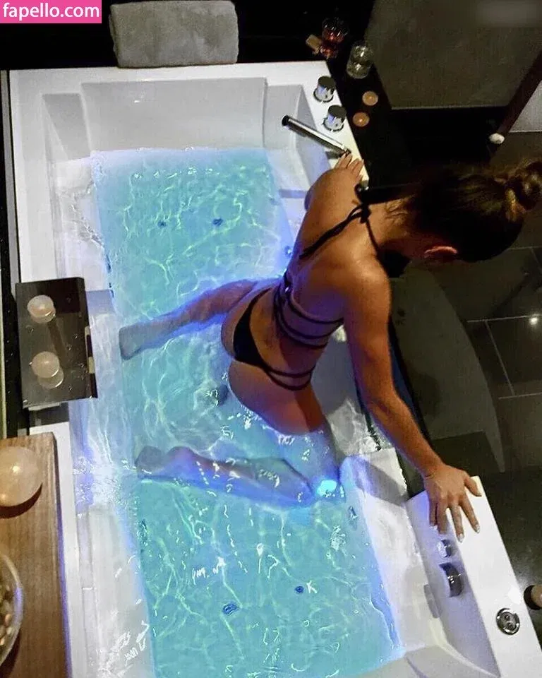 Verena Stangl Onlyfans Photo Gallery 