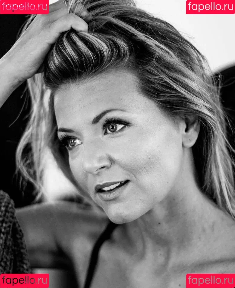 Ella Endlich Onlyfans Photo Gallery 