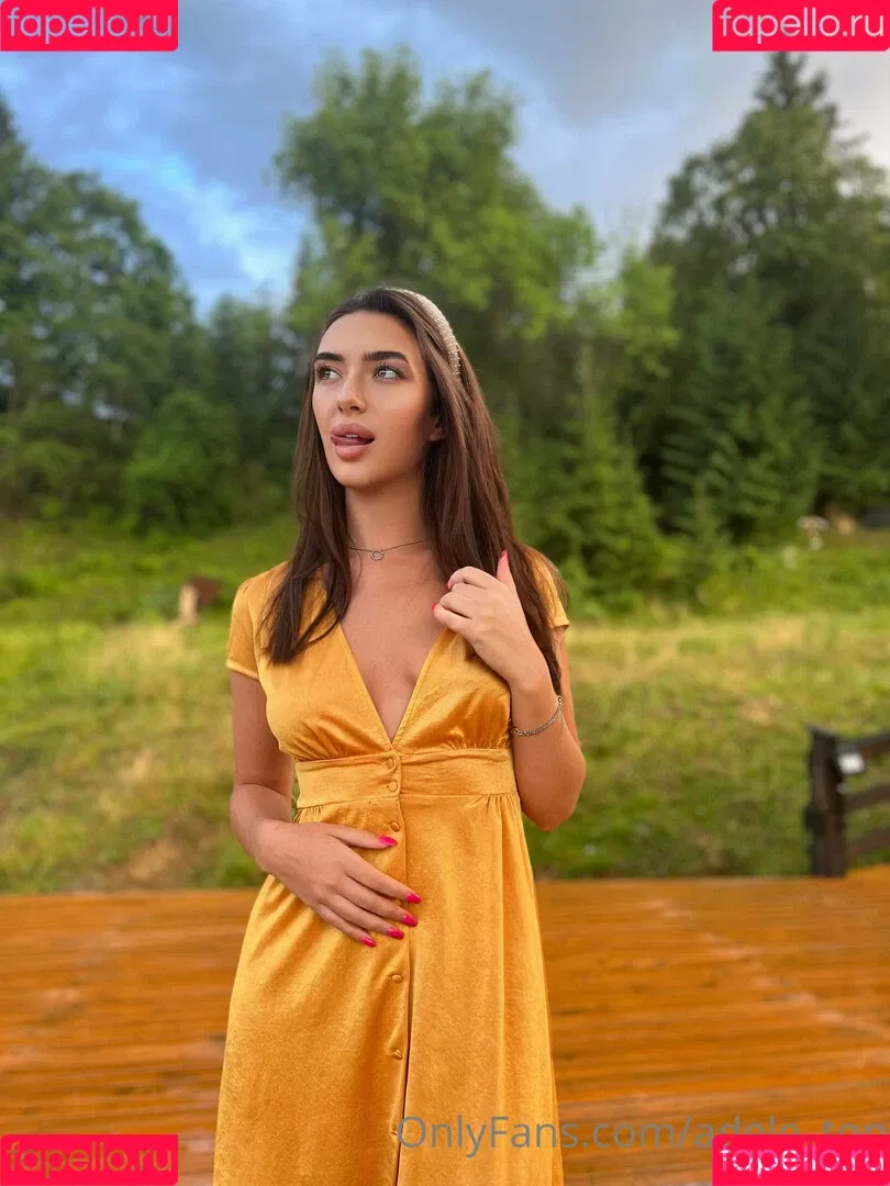 adele_top Onlyfans Photo Gallery 