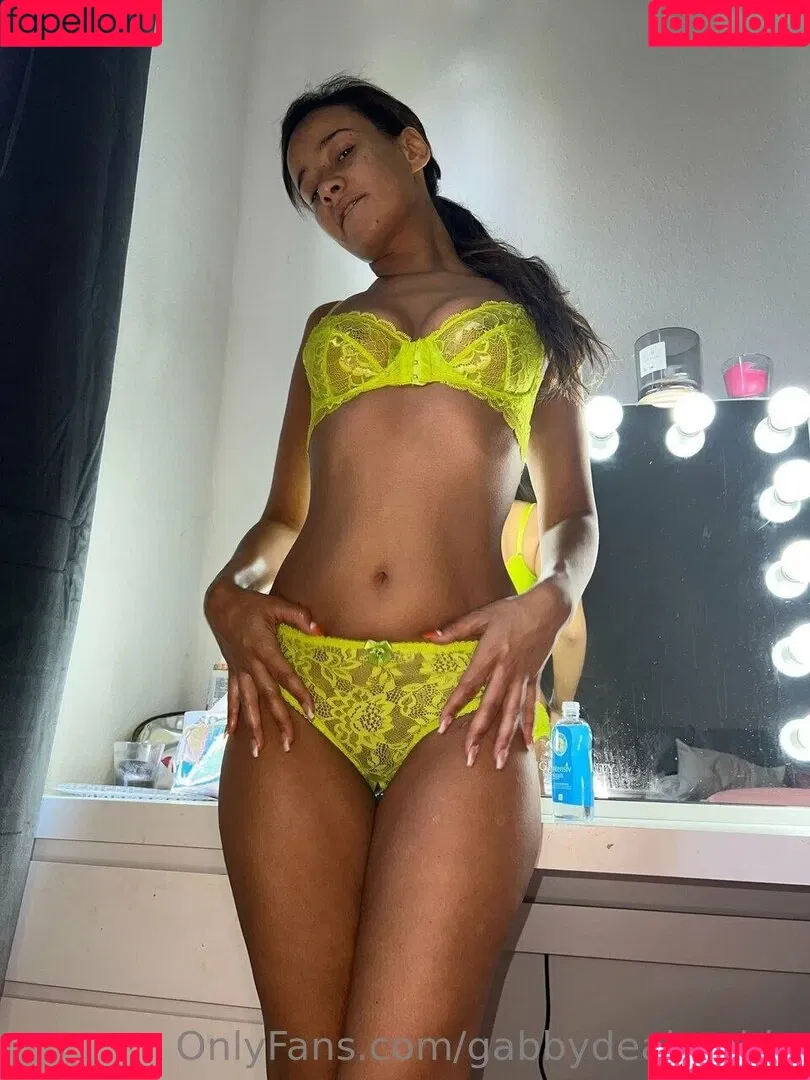 Gabriella De Almeida Rinne Onlyfans Photo Gallery 