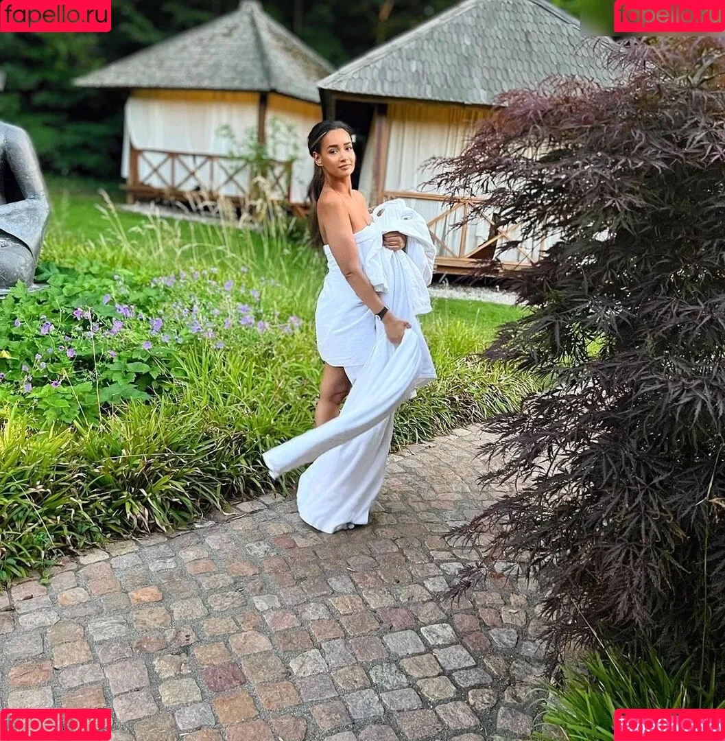 Gabriella De Almeida Rinne Onlyfans Photo Gallery 