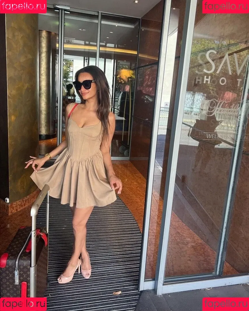 Gabriella De Almeida Rinne Onlyfans Photo Gallery 