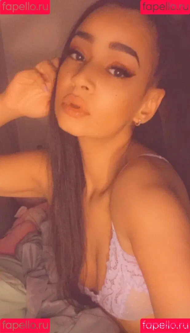 Gabriella De Almeida Rinne Onlyfans Photo Gallery 