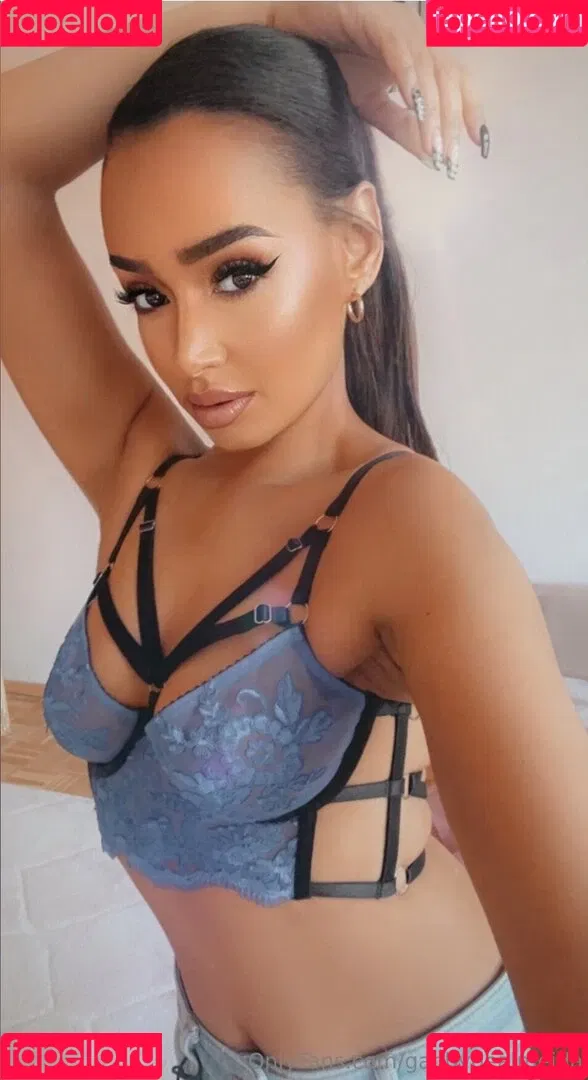 Gabriella De Almeida Rinne Onlyfans Photo Gallery 