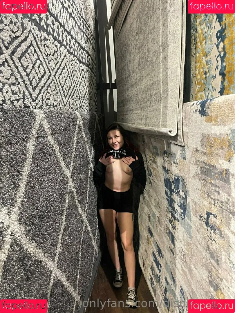 Disneyy Rose Onlyfans Photo Gallery 