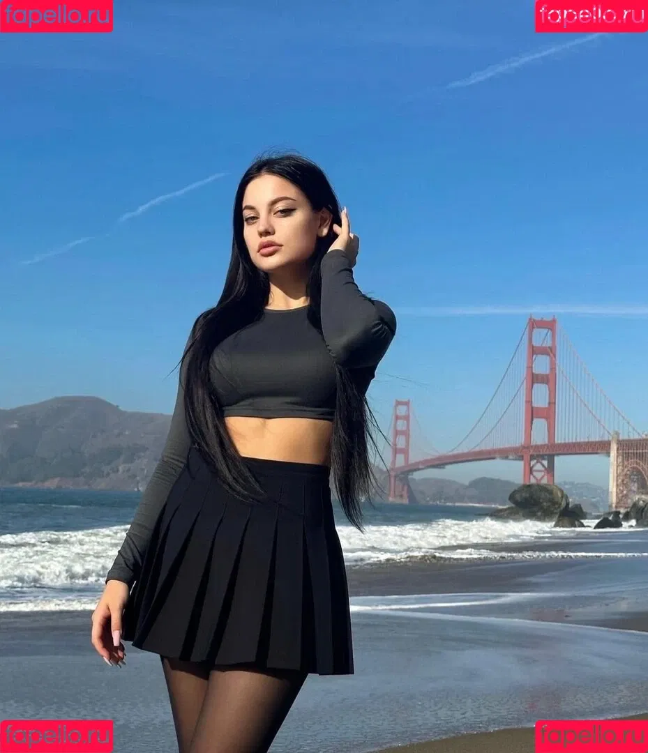 Dilara Zinatullina Onlyfans Photo Gallery 